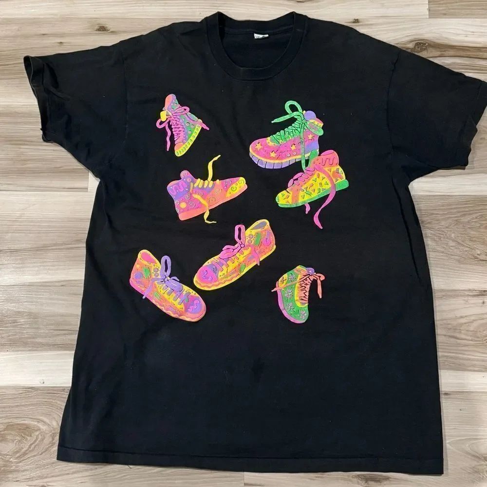 Vintage 90’s Screen Star Sneakers Multicolored Retro Neon Tee Shirt Men’s 3XL